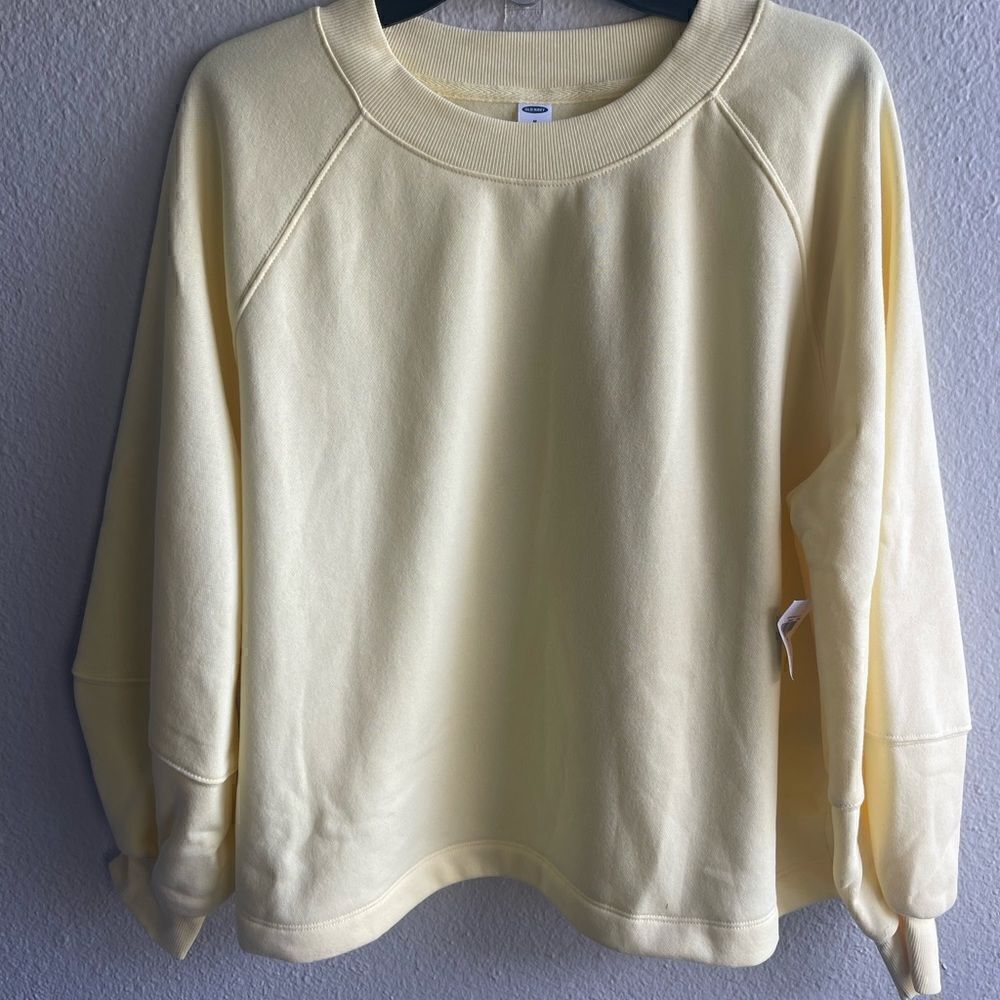 ❤️Old Navy Women’s Sweatshirt NWT